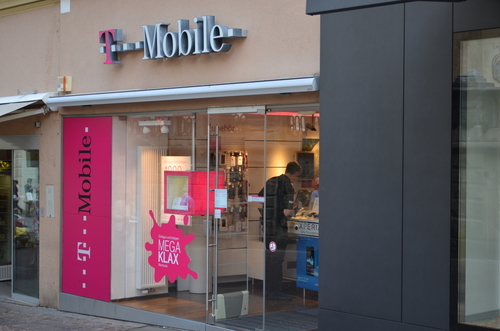 T Mobile store